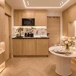 G Glamorous, quiet Studio in Le Marais
