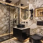 G Glamorous, quiet Studio in Le Marais
