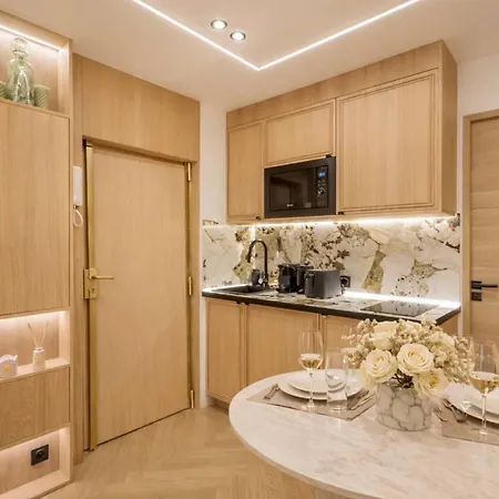 Appartamento G Glamorous, Quiet In Le Marais