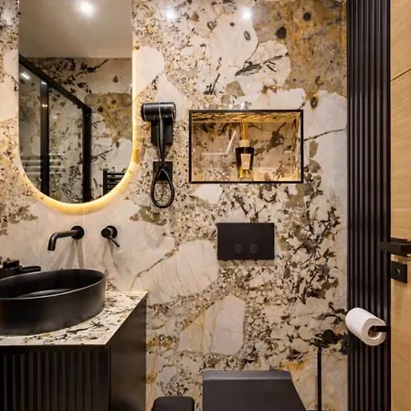 Appartamento G Glamorous, Quiet In Le Marais Parigi